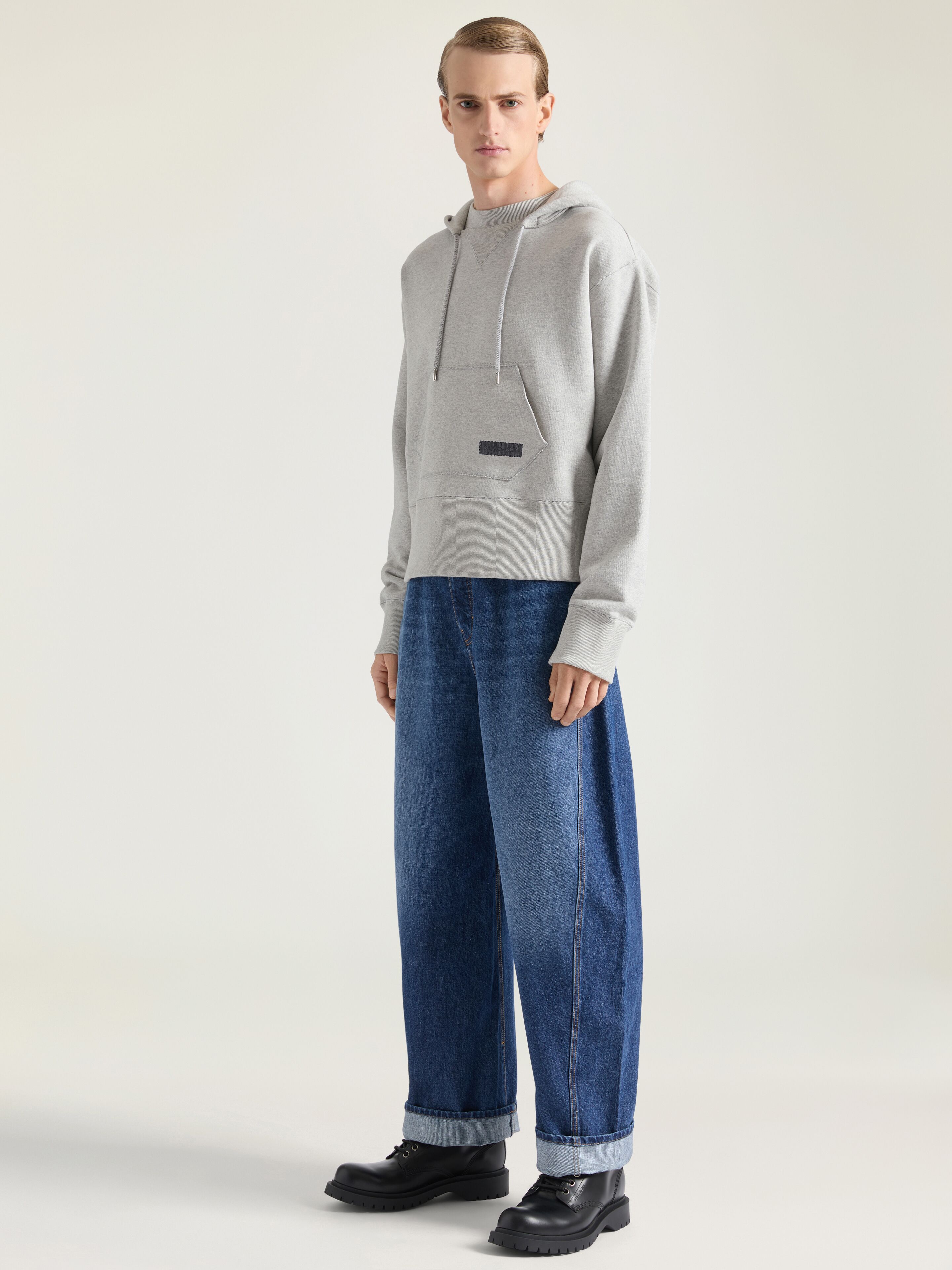 Felpa con cappuccio in tessuto garzato con applicazione GIVENCHY